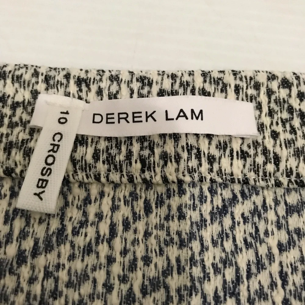 Derek Lam Textured Navy and White Flared Mini Skirt Size 2